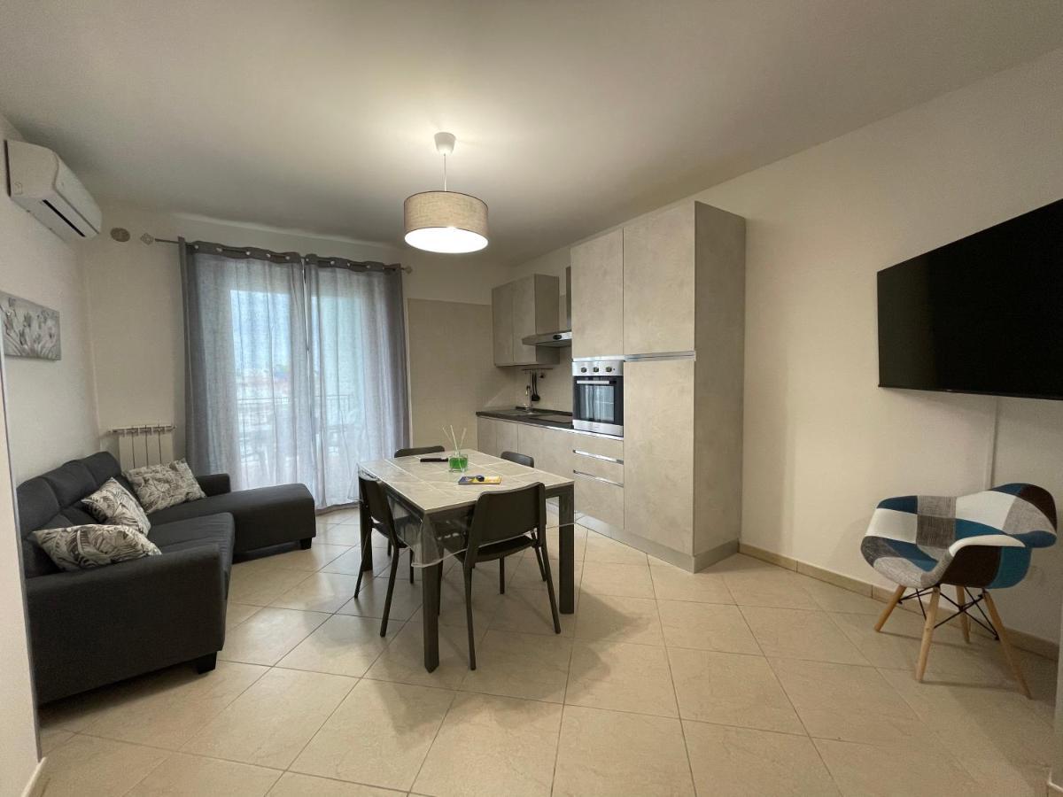 Appartement La Dimora Dei Sogni à Mesagne Extérieur photo