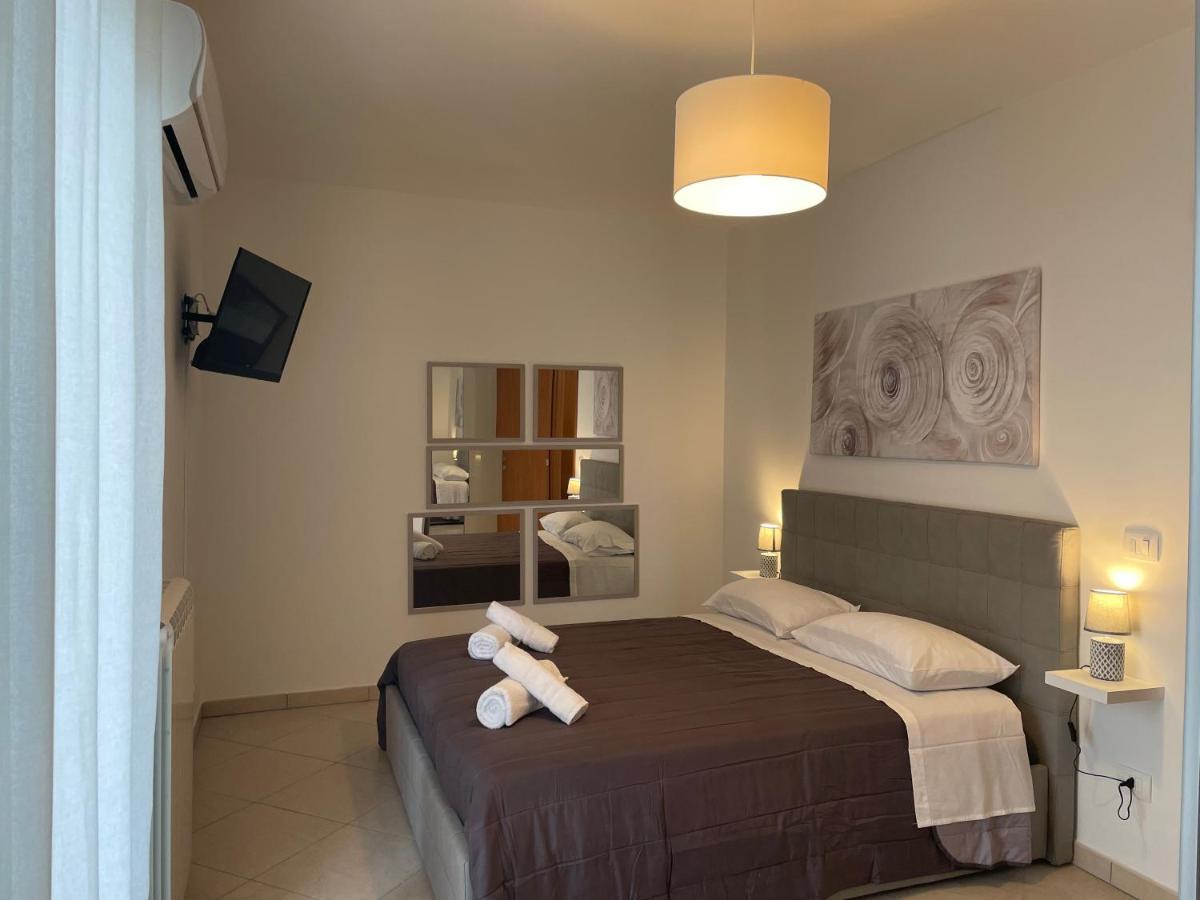 Appartement La Dimora Dei Sogni à Mesagne Extérieur photo
