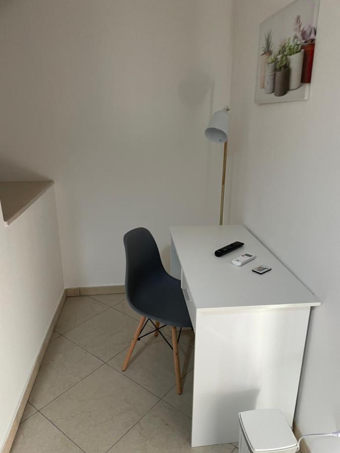 Appartement La Dimora Dei Sogni à Mesagne Extérieur photo